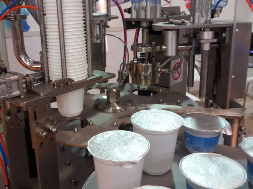Tekli Dönerli Su Ayran Yoğurt Dolum Makinası